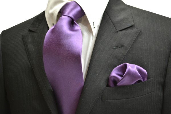 紫（パープル）｜色が与えるネクタイの印象｜Allety