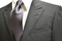 ネクタイ【濃いグレーのネクタイ】